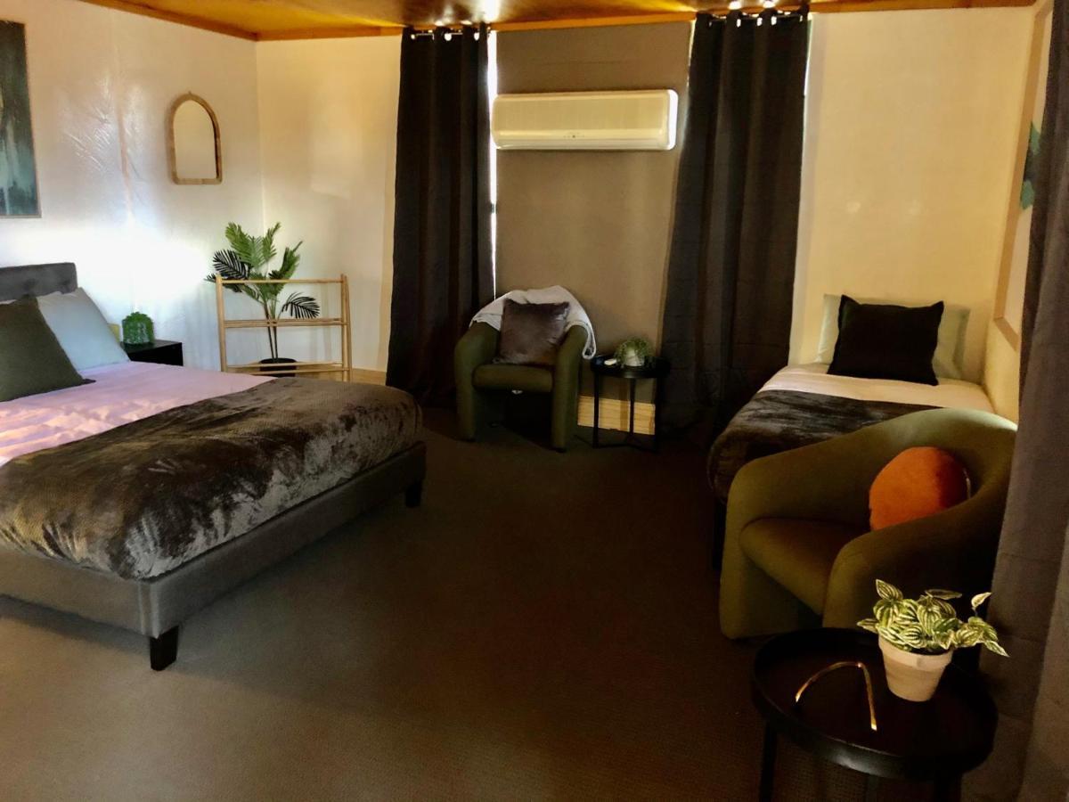 Granite Belt Cabins Hotel Stanthorpe Exterior foto